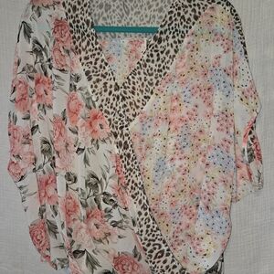 Umgee Women's M Floral Tunic Blouse Boho Drapey Feminine